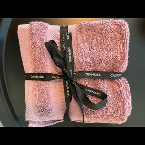 Brand: Calvin Klein; Color: Purple